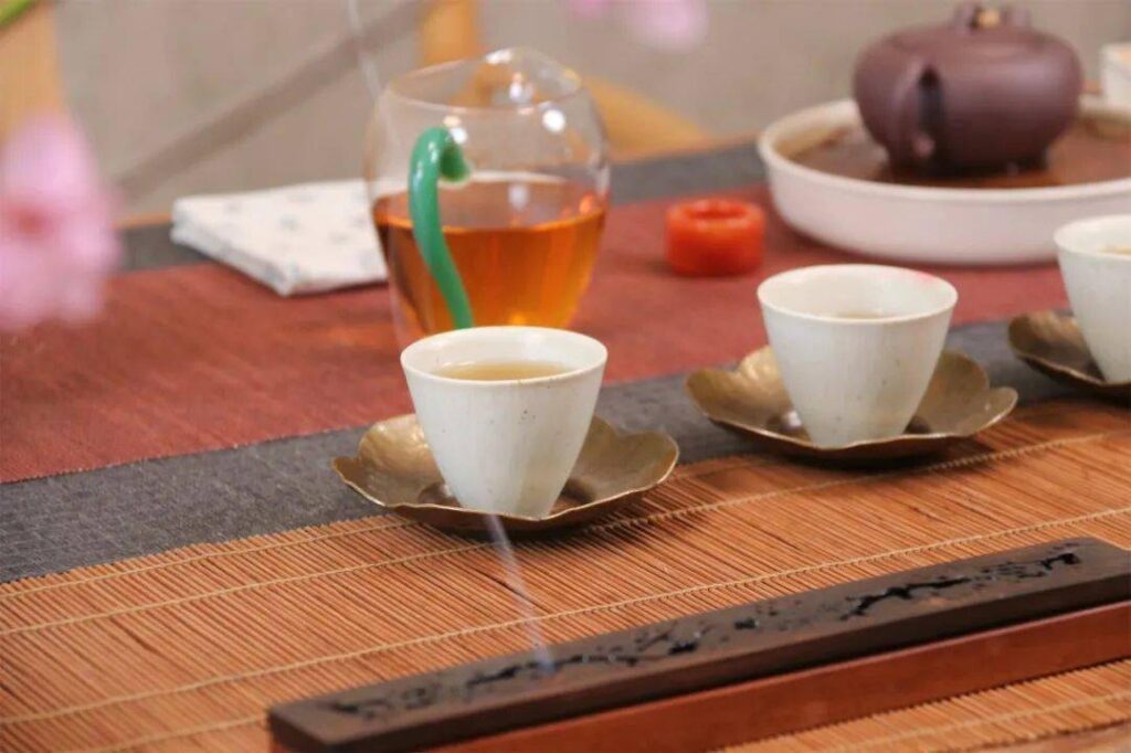 三观合不合，约个茶就知道了